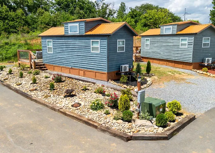 Sojourn Lodging